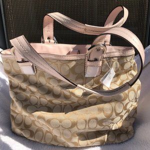 COACH Blush Soho Signature Tote NEW